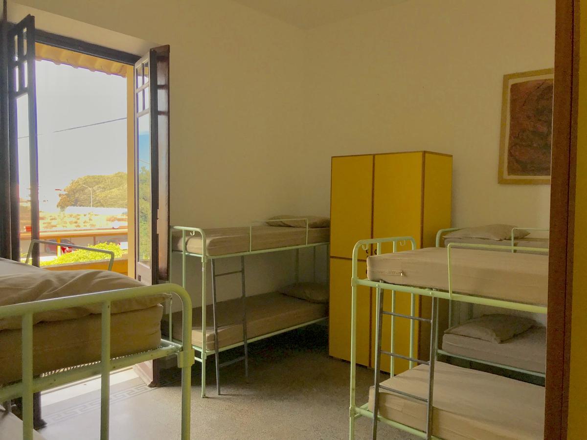 Ostello Apuano Marina Di Carrara Kültér fotó